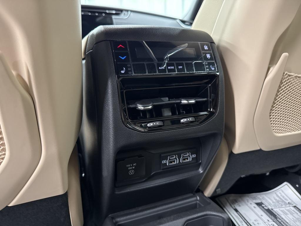 new 2025 Jeep Grand Cherokee L car, priced at $48,488