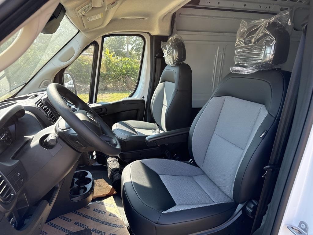 new 2025 Ram ProMaster 2500 car, priced at $46,155