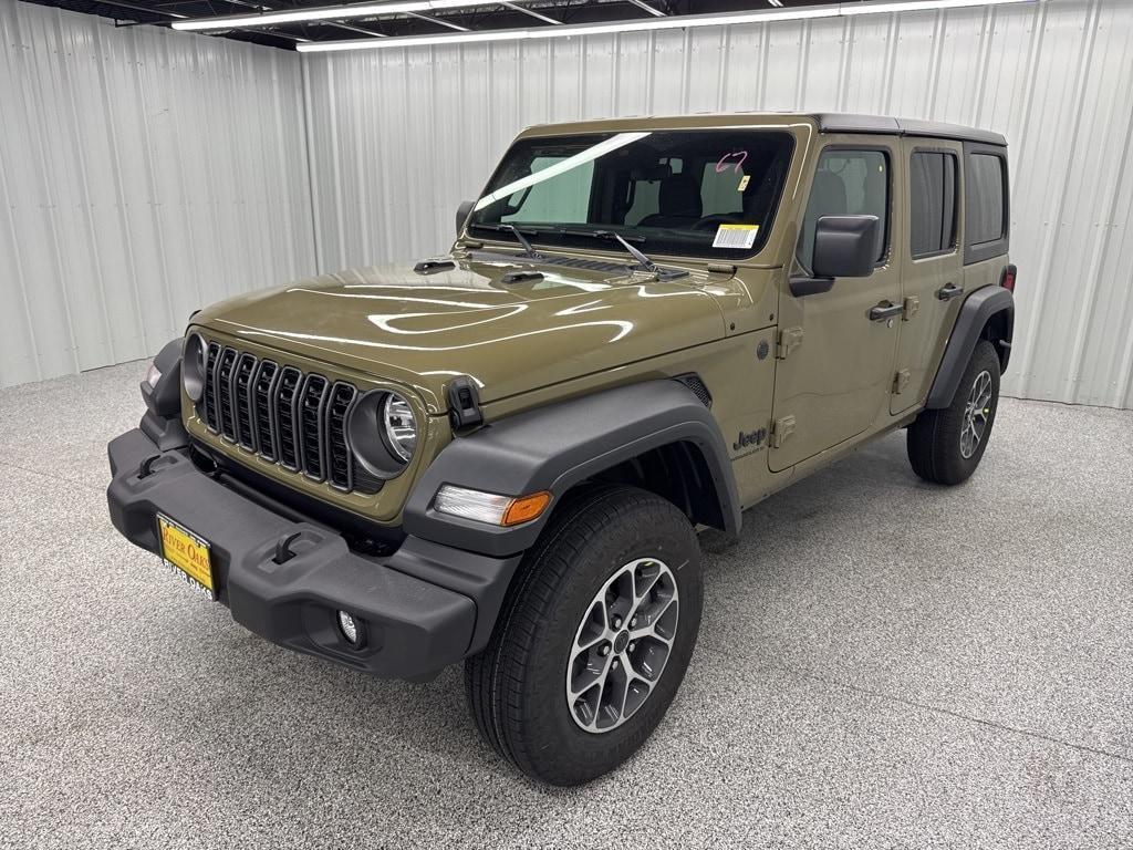 new 2025 Jeep Wrangler car, priced at $45,950