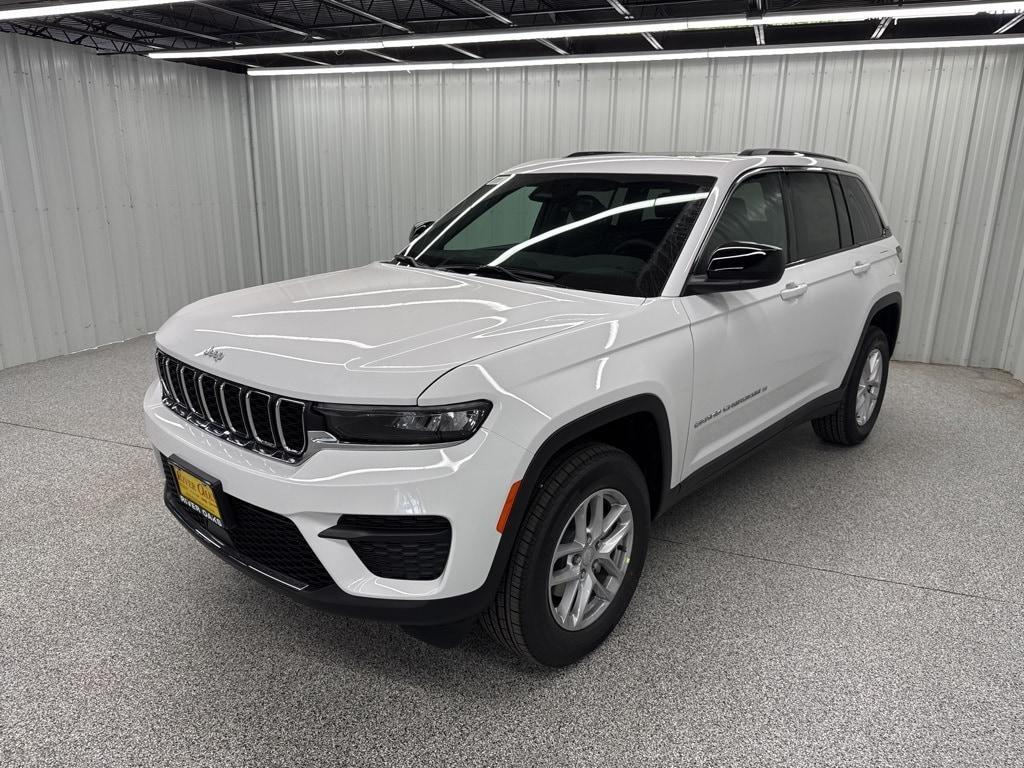 new 2025 Jeep Grand Cherokee car, priced at $33,509