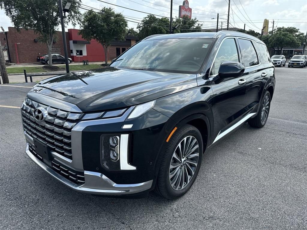 used 2024 Hyundai Palisade car, priced at $45,385