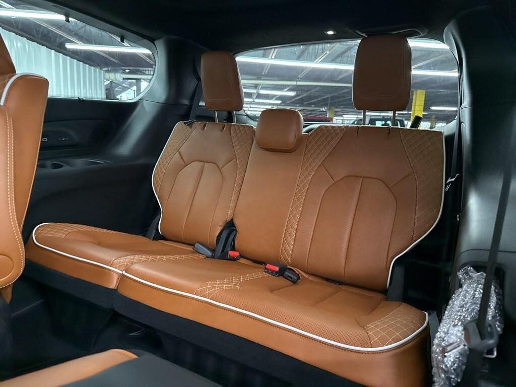 new 2025 Chrysler Pacifica car, priced at $53,225