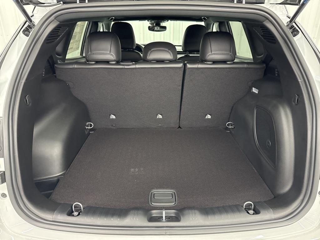 new 2025 Jeep Compass car, priced at $37,546