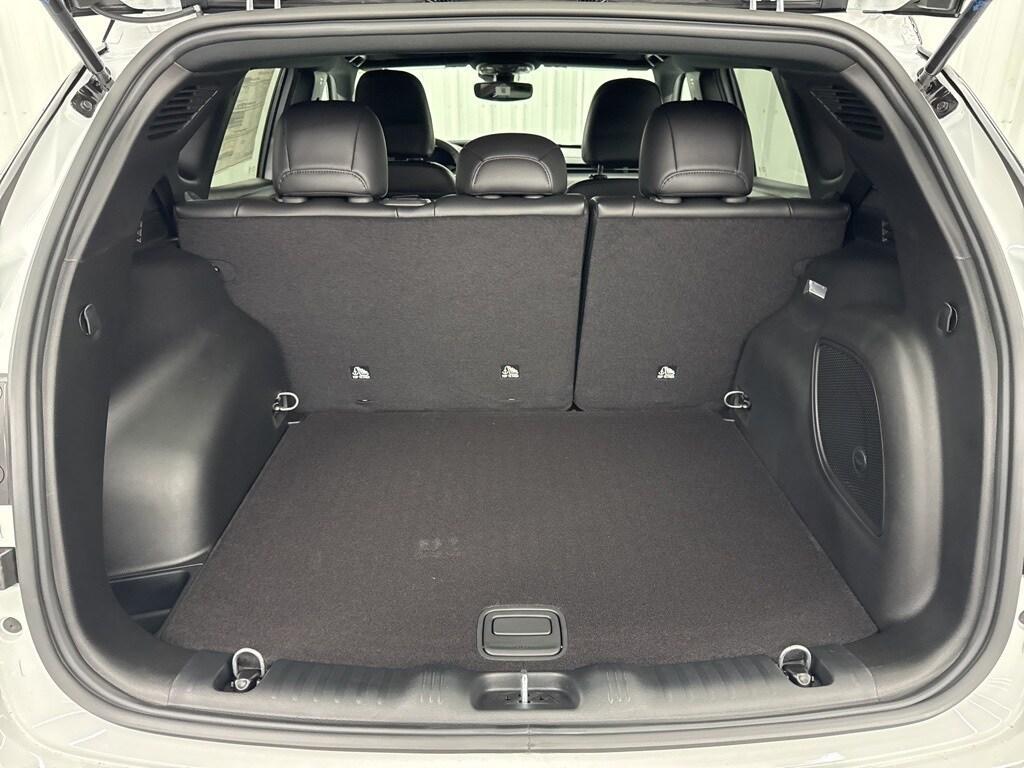 new 2025 Jeep Compass car, priced at $37,546