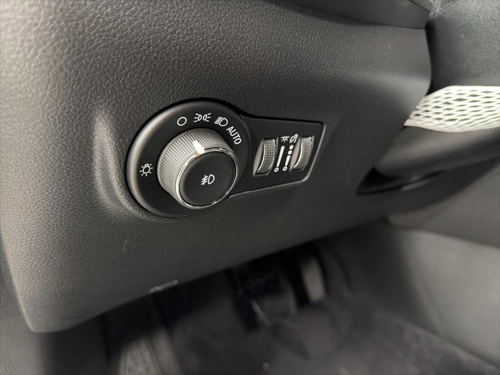 new 2026 Jeep Compass car, priced at $32,185