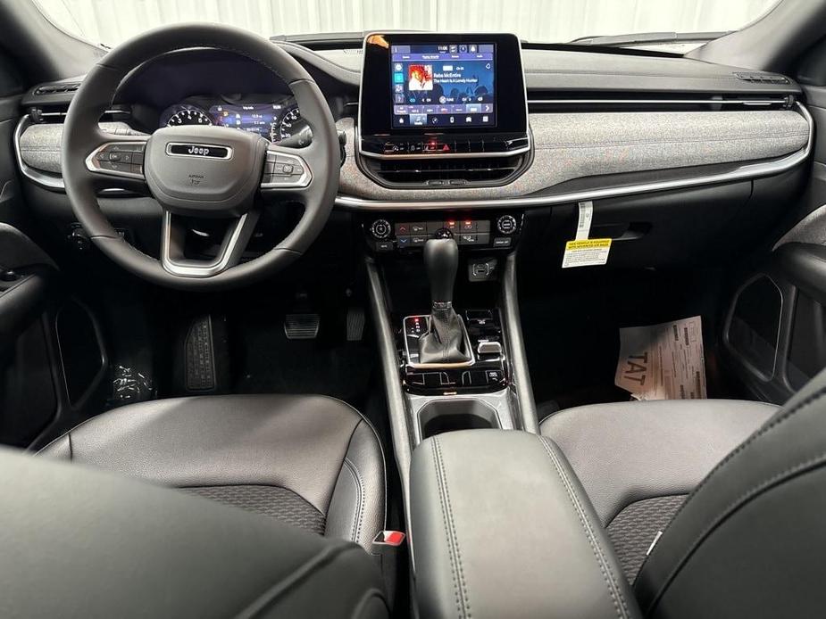 new 2025 Jeep Compass car, priced at $28,645