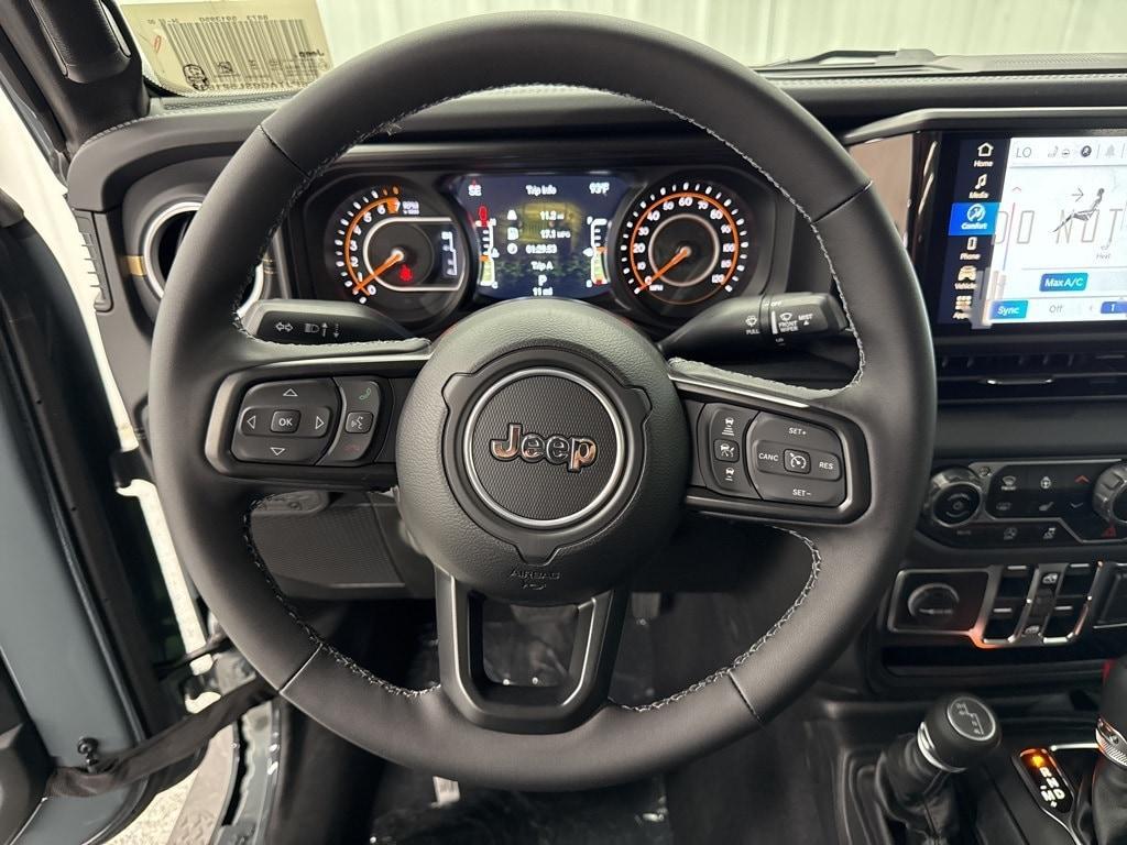 new 2025 Jeep Gladiator car, priced at $45,474