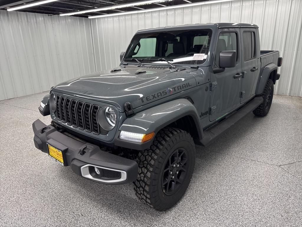 new 2025 Jeep Gladiator car, priced at $45,981