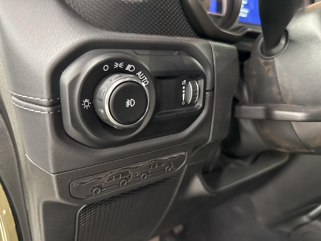 new 2025 Jeep Wrangler car, priced at $99,657