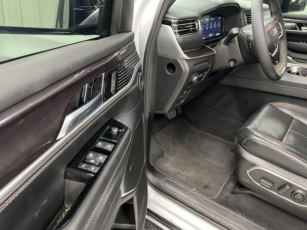 used 2024 Jeep Wagoneer car, priced at $46,995