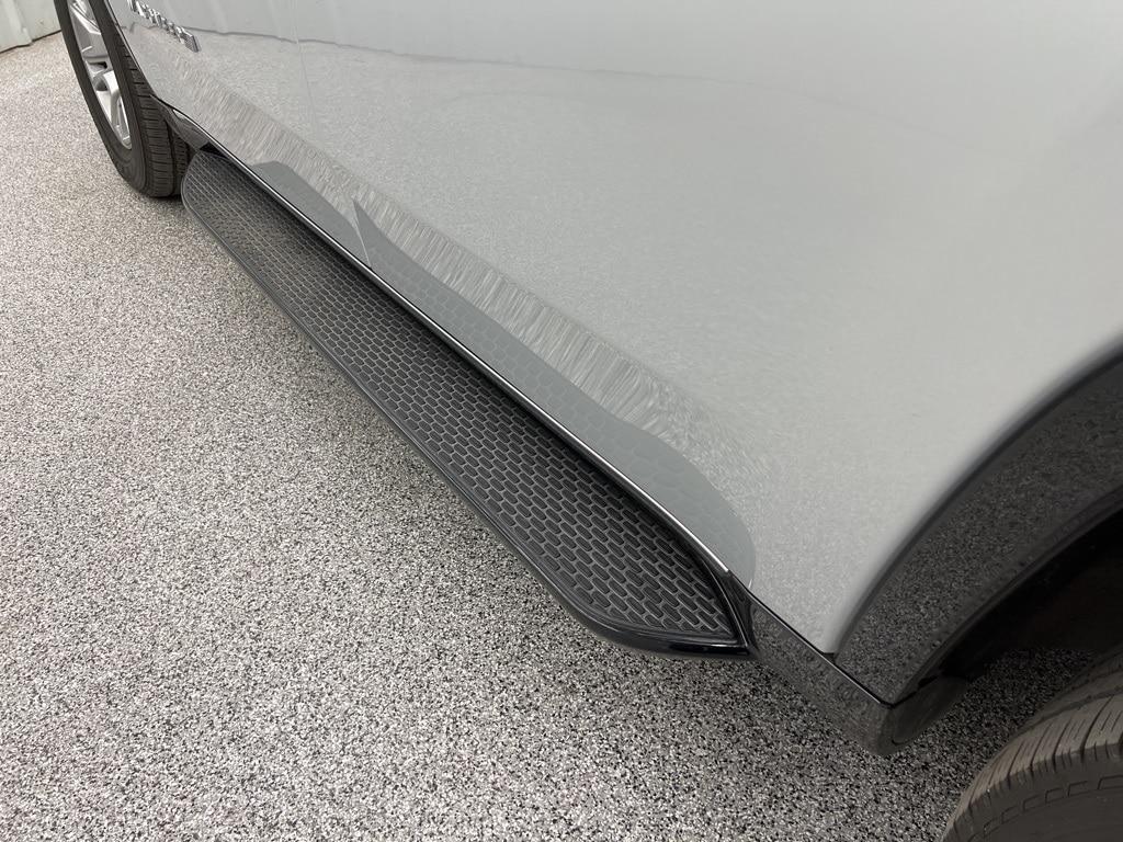 used 2024 Jeep Wagoneer car, priced at $46,995