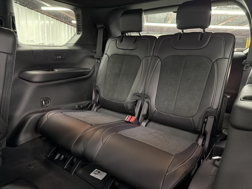 new 2025 Jeep Grand Cherokee L car, priced at $46,230