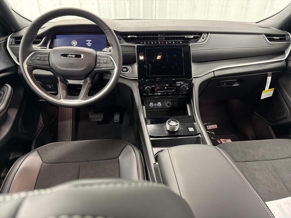 new 2025 Jeep Grand Cherokee L car, priced at $46,230