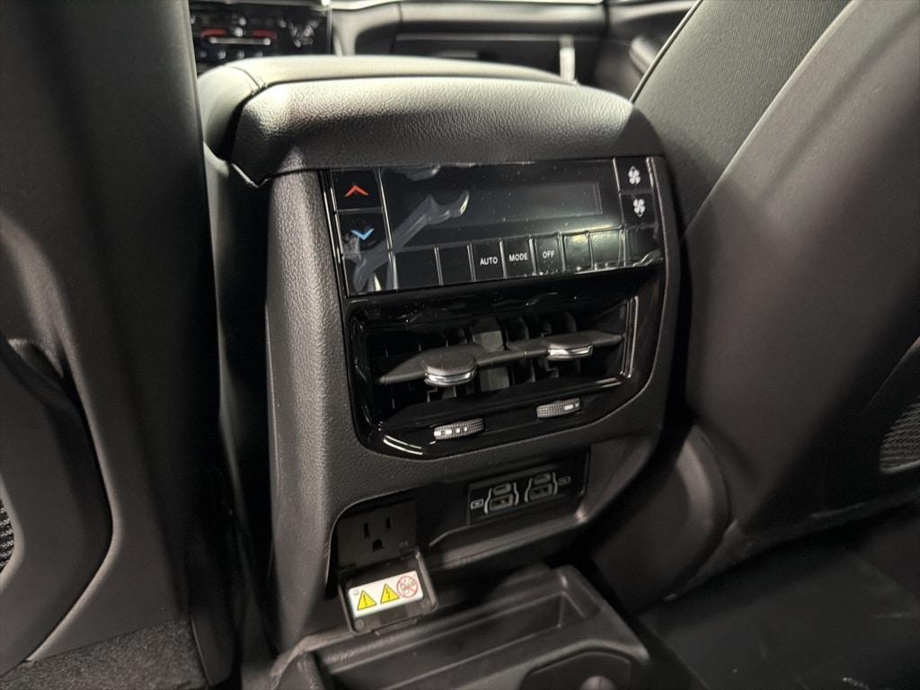 new 2025 Jeep Grand Cherokee L car, priced at $46,230