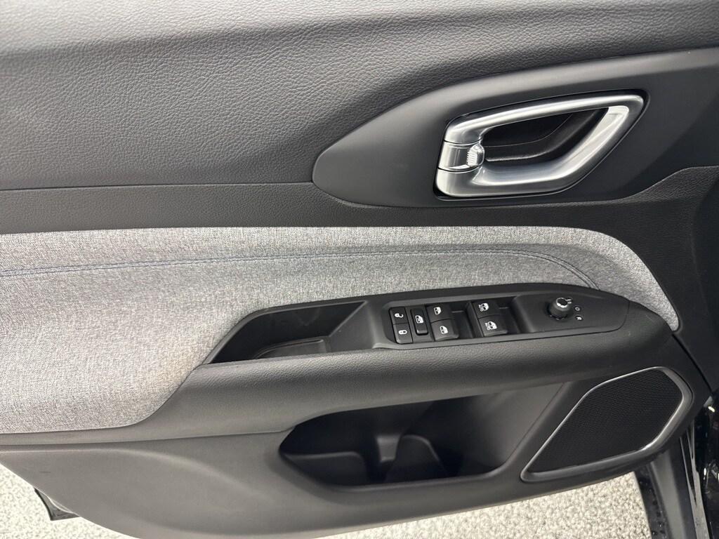 new 2026 Jeep Compass car, priced at $30,190