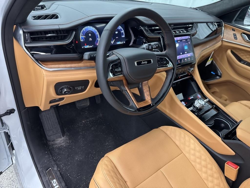 new 2025 Jeep Grand Cherokee L car, priced at $64,733
