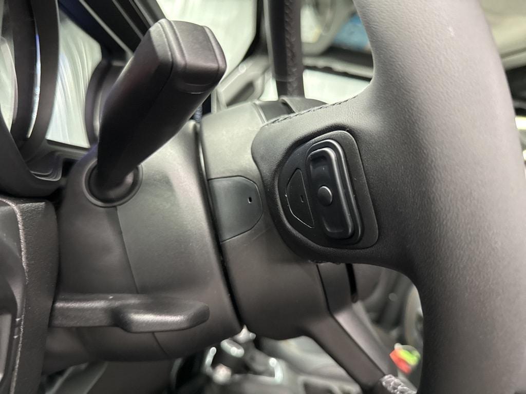new 2025 Jeep Gladiator car, priced at $44,499