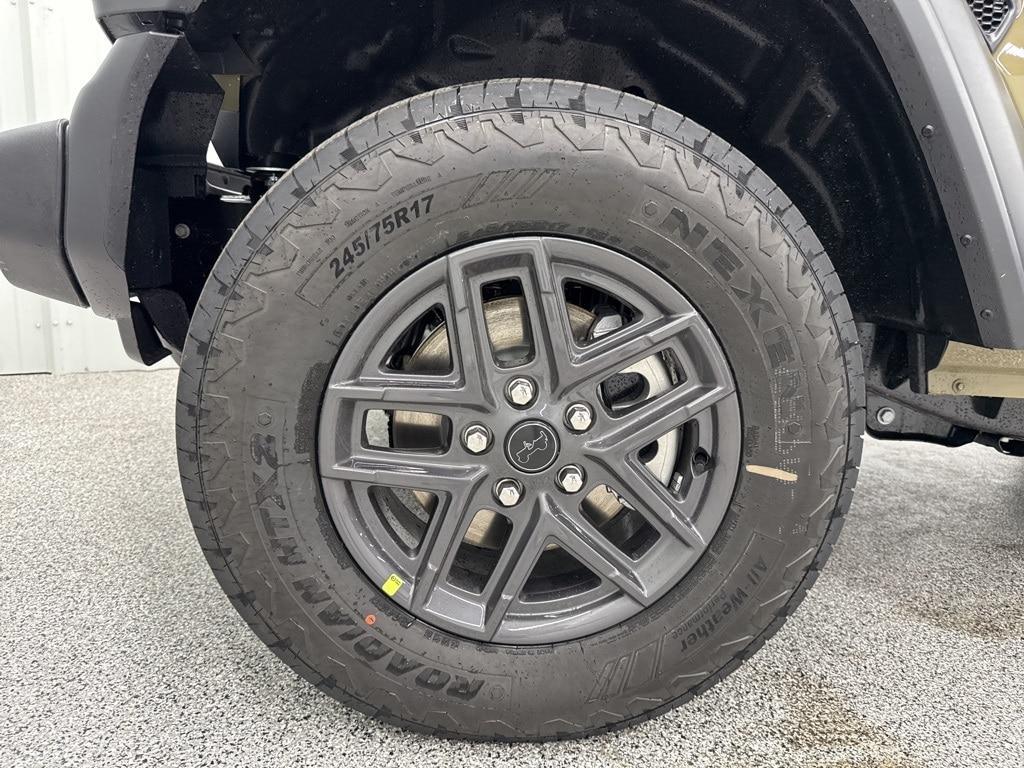 new 2025 Jeep Wrangler car, priced at $39,090