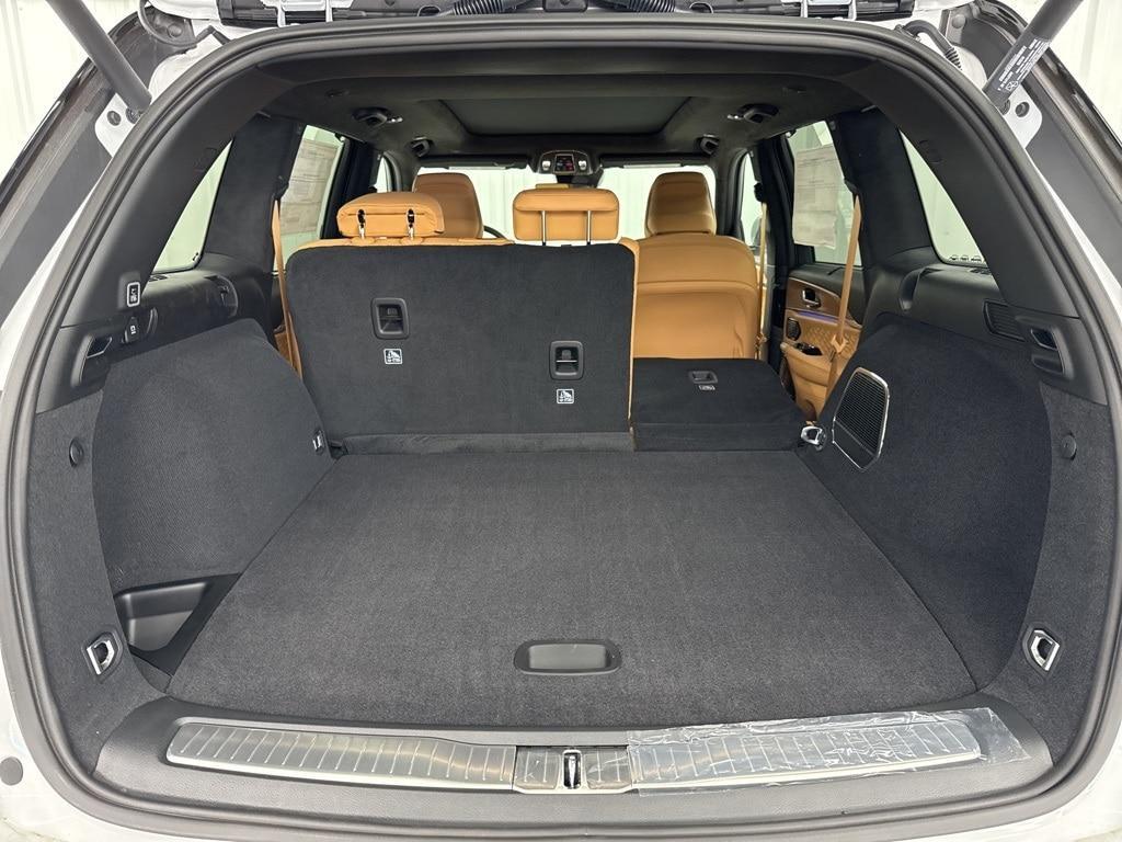 new 2025 Jeep Grand Cherokee car, priced at $61,570