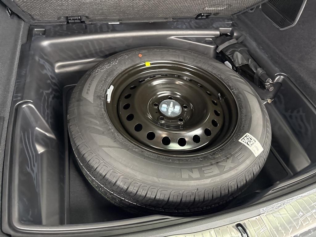 new 2025 Jeep Grand Cherokee car, priced at $61,570