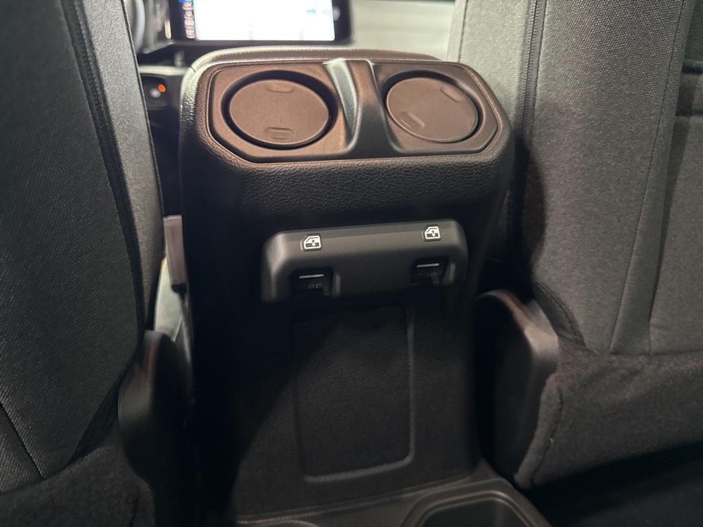 new 2025 Jeep Wrangler car, priced at $48,061