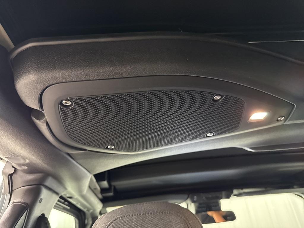 new 2025 Jeep Wrangler car, priced at $48,061