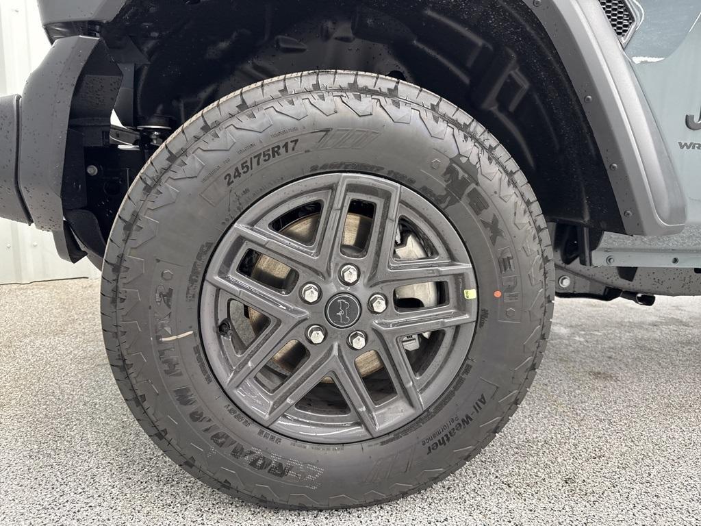 new 2025 Jeep Wrangler car, priced at $48,061