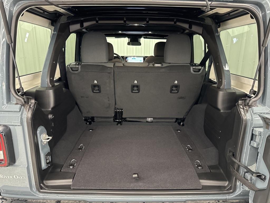 new 2025 Jeep Wrangler car, priced at $48,061