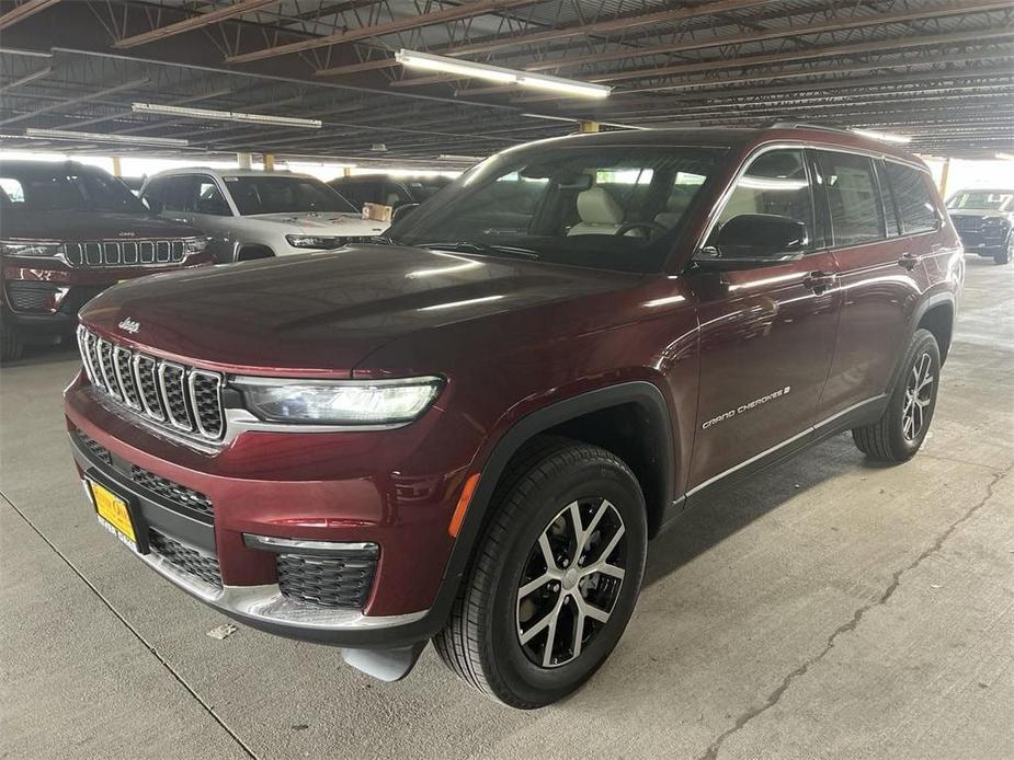 new 2024 Jeep Grand Cherokee L car, priced at $45,196