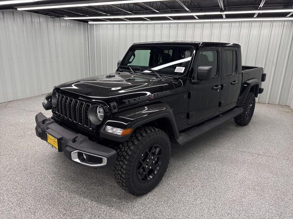 new 2025 Jeep Gladiator car, priced at $44,110
