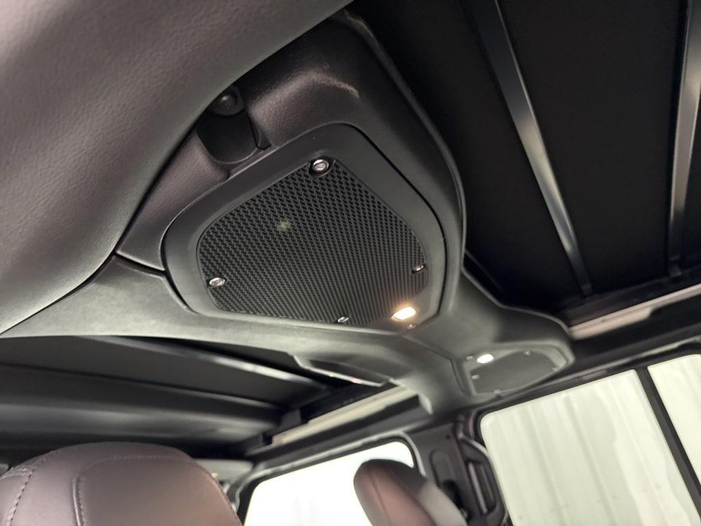 new 2025 Jeep Wrangler car, priced at $56,420