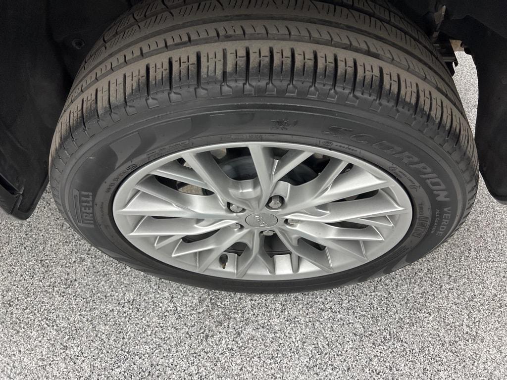 used 2023 Jeep Grand Cherokee 4xe car, priced at $39,986