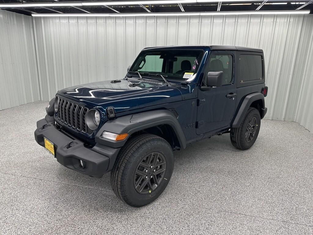 new 2025 Jeep Wrangler car, priced at $40,714