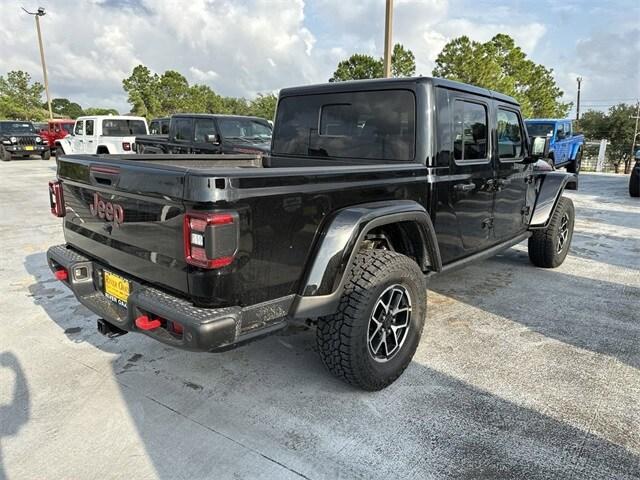 new 2024 Jeep Gladiator car, priced at $62,631