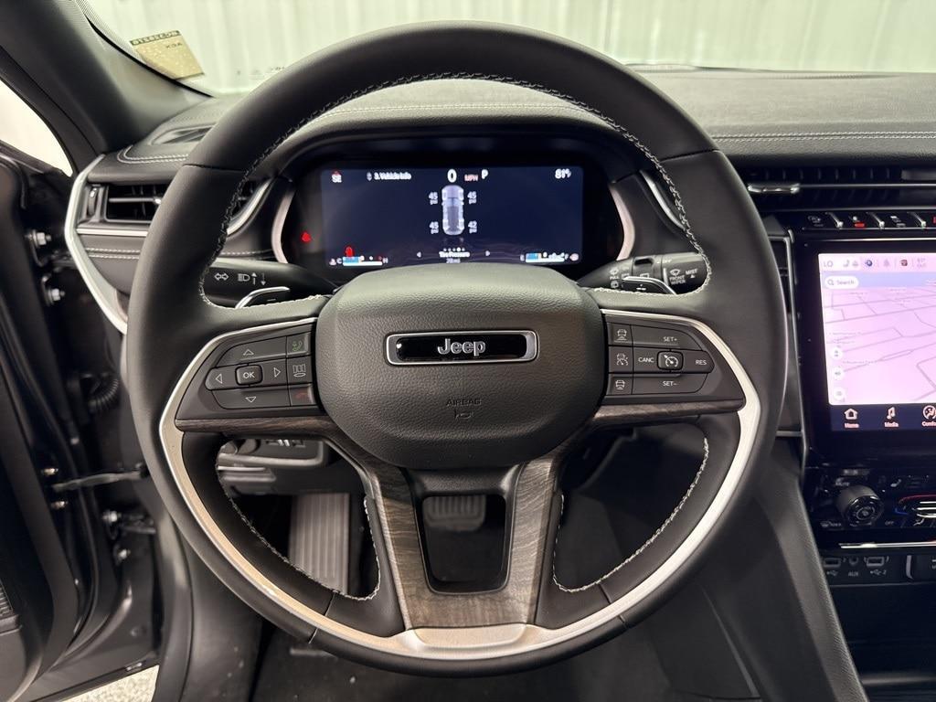 new 2025 Jeep Grand Cherokee car, priced at $44,912