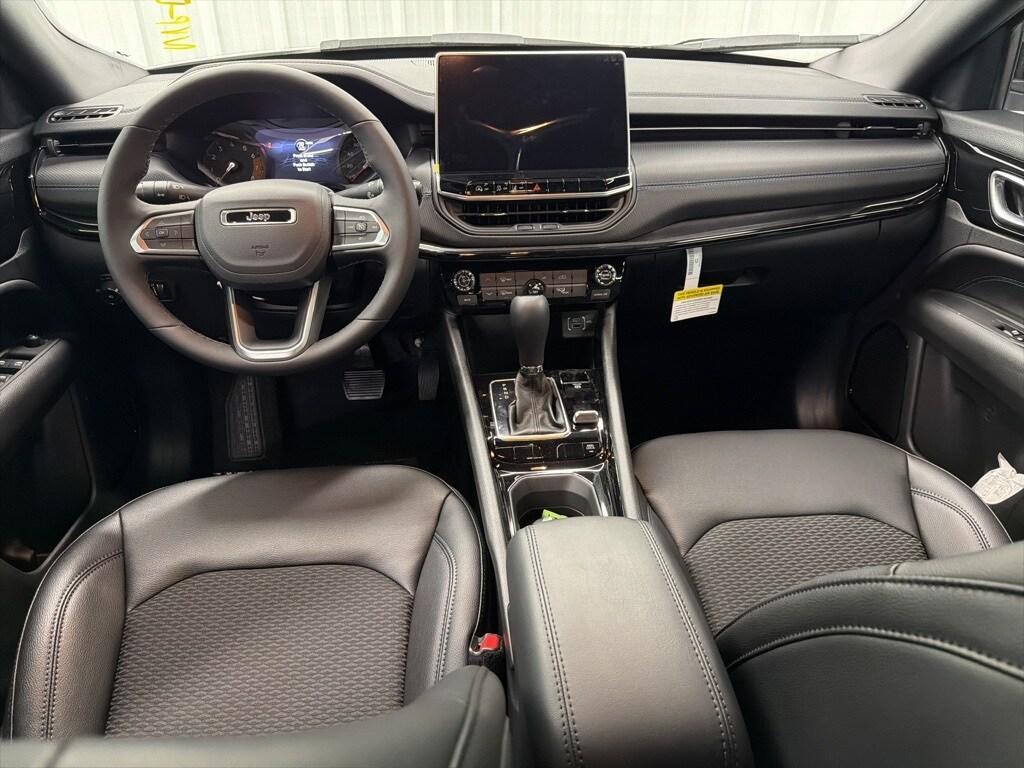 new 2026 Jeep Compass car, priced at $31,985