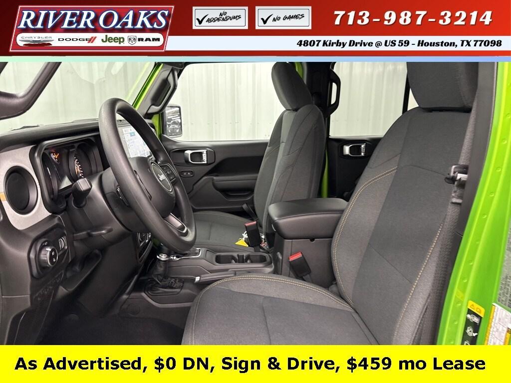 new 2025 Jeep Gladiator car, priced at $39,696