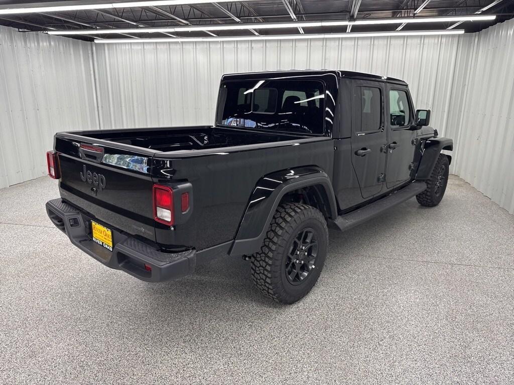 new 2025 Jeep Gladiator car, priced at $44,110