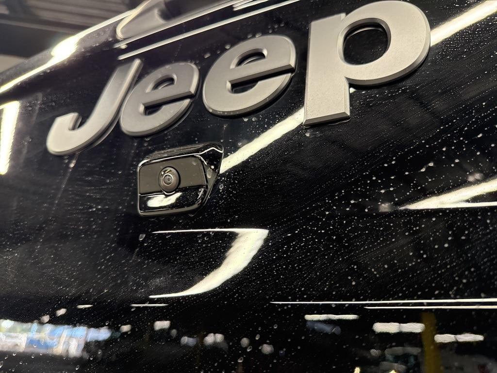 new 2025 Jeep Gladiator car, priced at $44,110