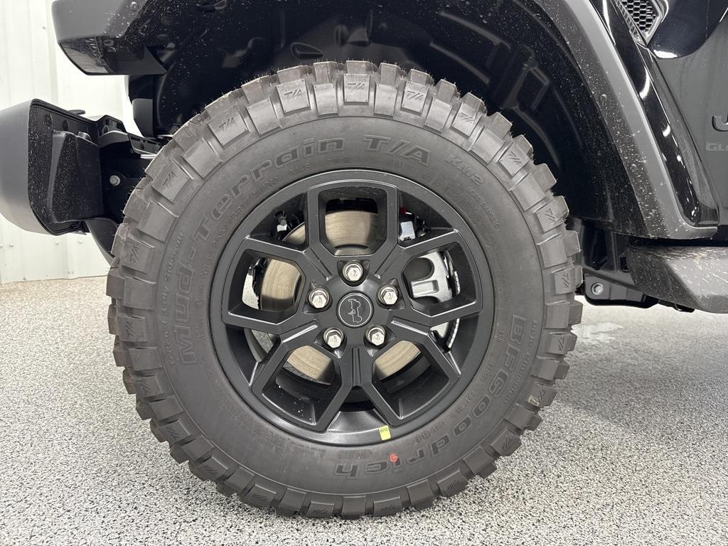 new 2025 Jeep Gladiator car, priced at $44,110