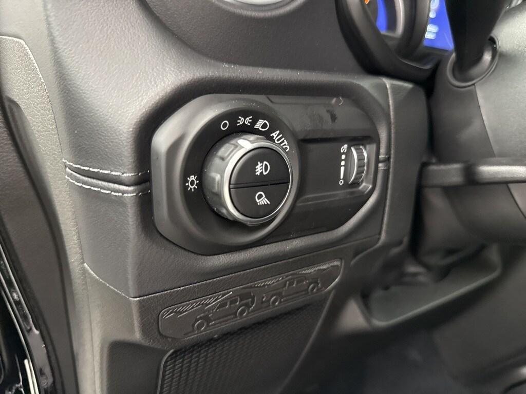 new 2025 Jeep Gladiator car, priced at $44,110