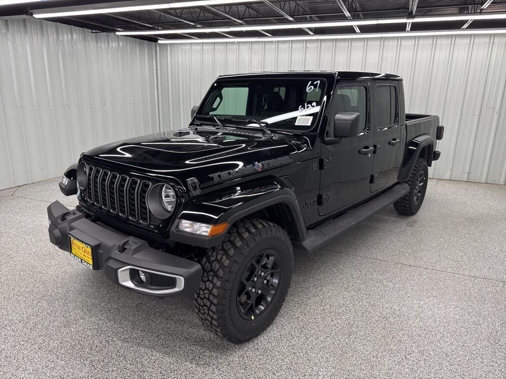 new 2025 Jeep Gladiator car, priced at $44,110