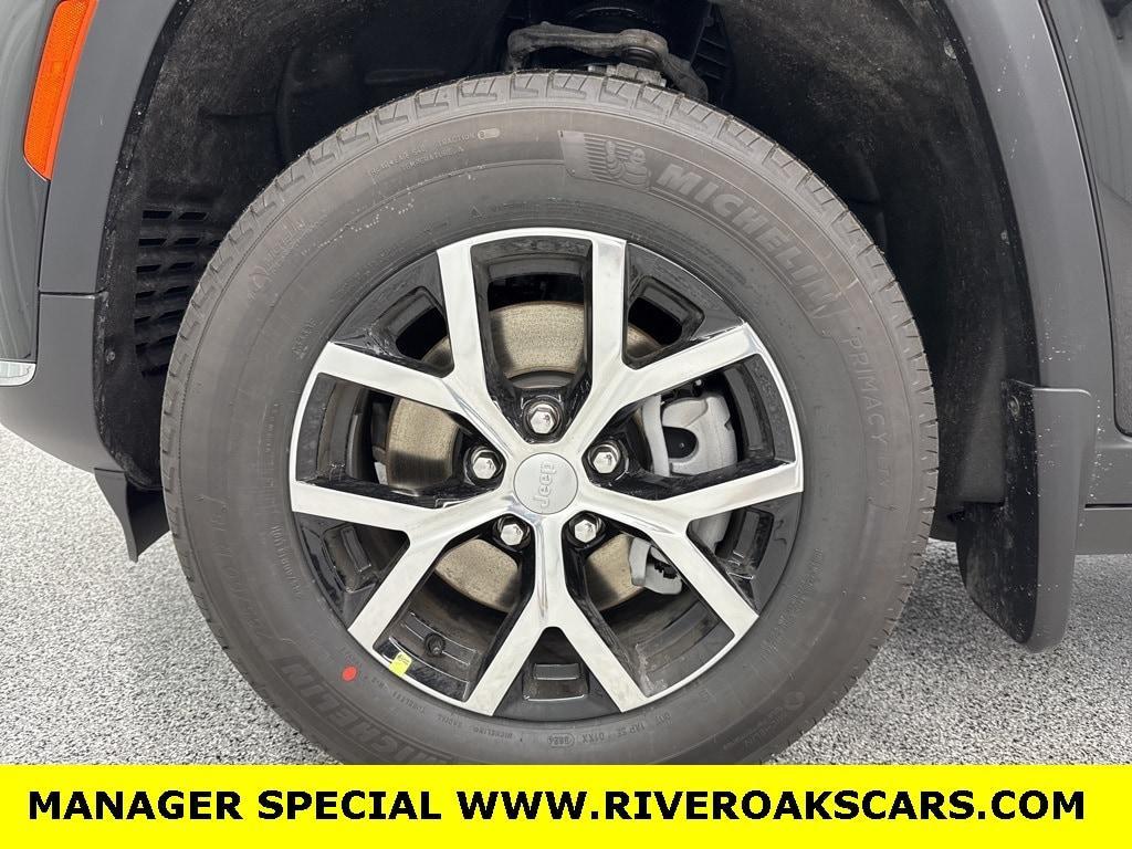 used 2025 Jeep Grand Cherokee L car, priced at $42,685