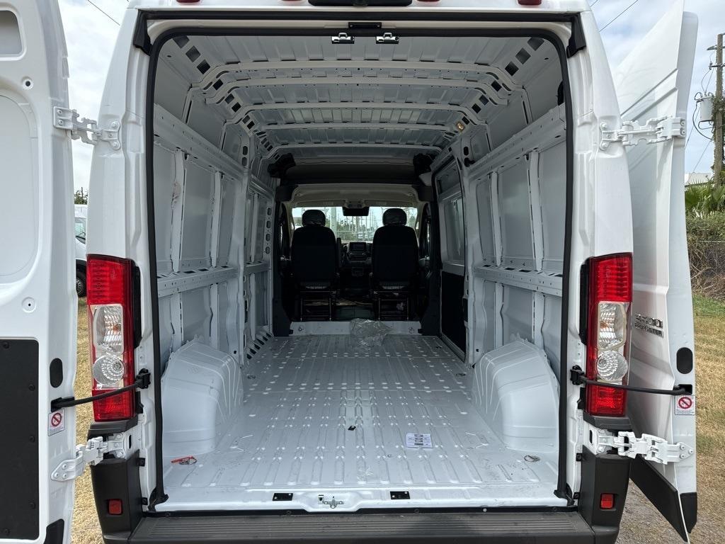 new 2025 Ram ProMaster 2500 car, priced at $48,986