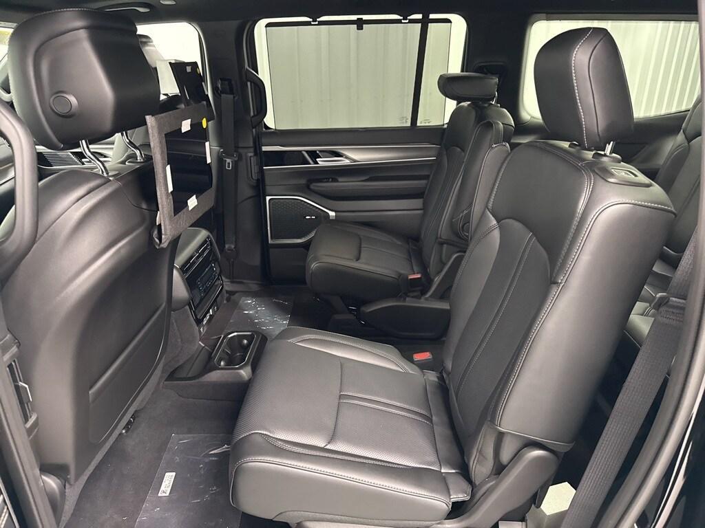 new 2025 Jeep Wagoneer car, priced at $80,321