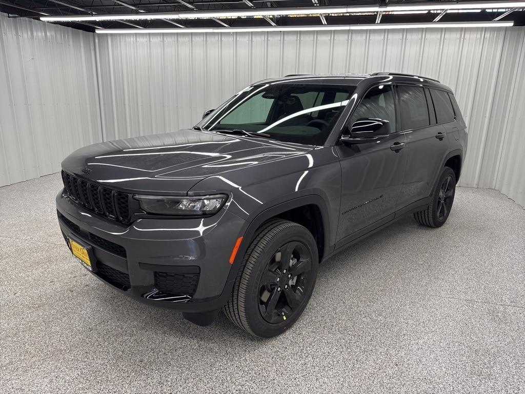 new 2025 Jeep Grand Cherokee L car, priced at $42,907