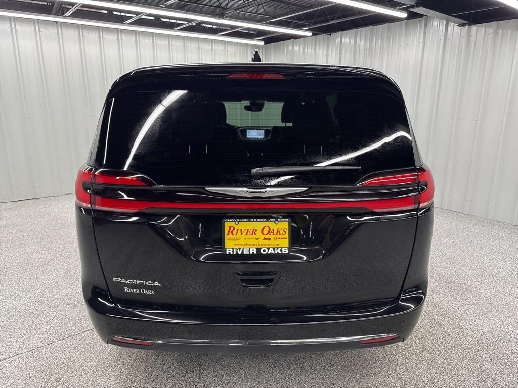 new 2025 Chrysler Pacifica car, priced at $41,145