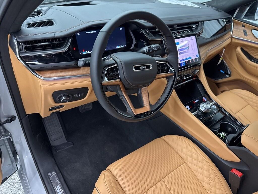 new 2025 Jeep Grand Cherokee L car, priced at $65,680