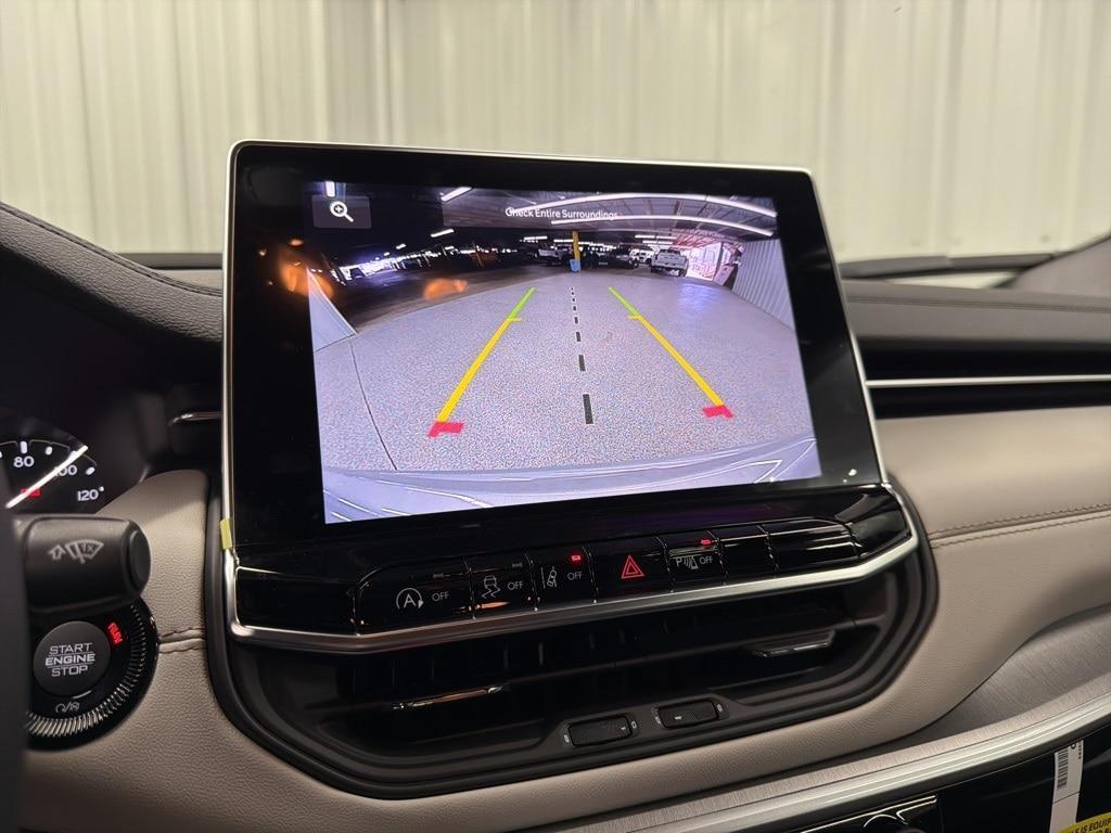 new 2026 Jeep Compass car, priced at $33,918