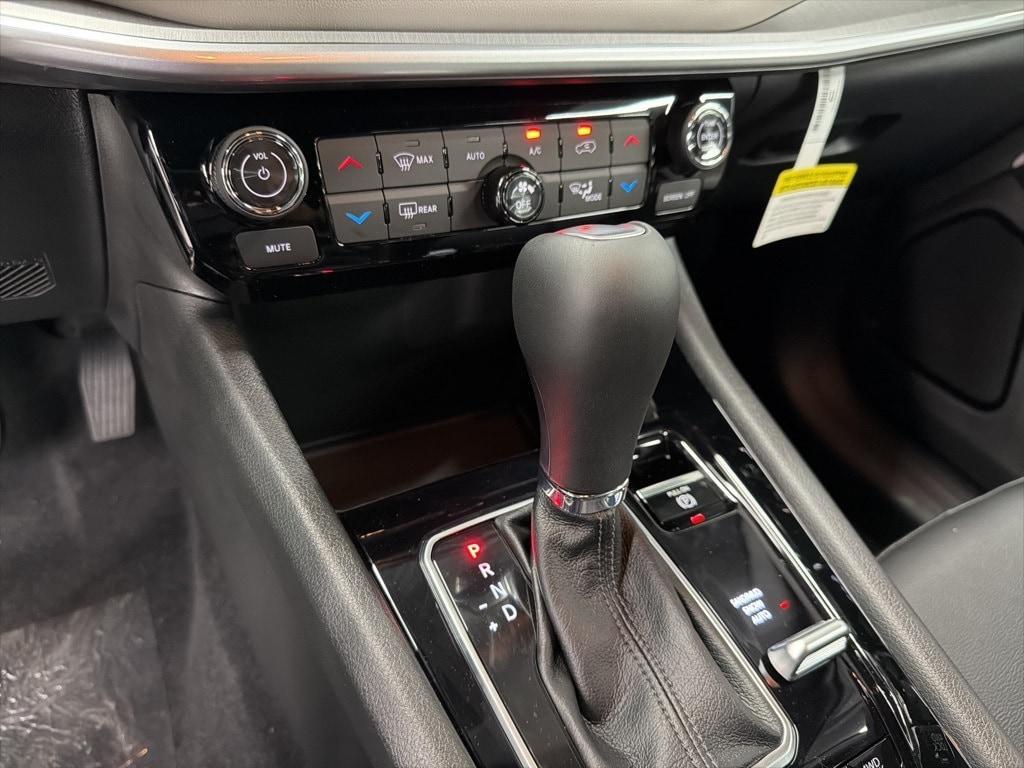 new 2026 Jeep Compass car, priced at $33,918